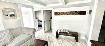 Light and airy First floor 3-bedroom apartment by Hampton Beach