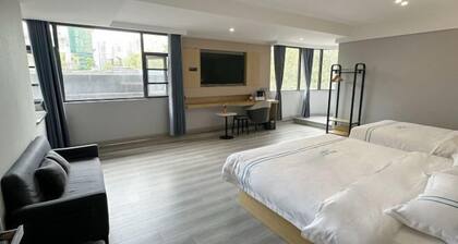 Pod Inn Selected Hotel (Chengdu Kuanzhai Alley Xi'an North Road)