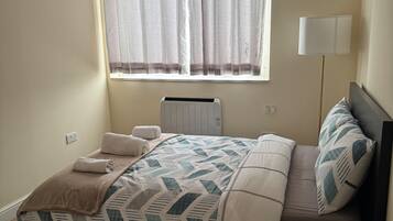 Apartment | 2 bedrooms, iron/ironing board, free WiFi, bed sheets
