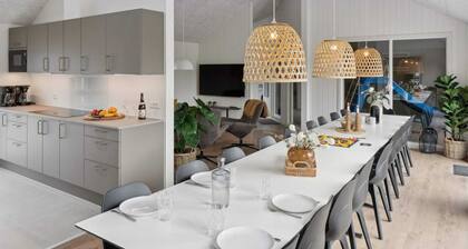5 Star Holiday Home in Lokken