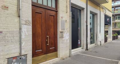 Double room in Piazza della Rinascita, Centro