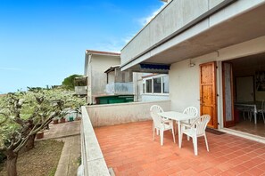 Outdoor dining - M430 - Marcelli, three-room apartment with sea view terrace and garden (Marcelli)