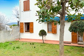 Exterior - M430 - Marcelli, three-room apartment with sea view terrace and garden (Marcelli)