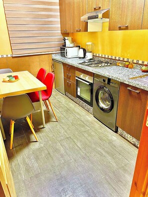 Micro-ondas, fogão, cooktop