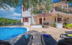 Apartment | Pool