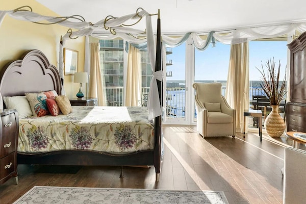 Master bedroom with California King