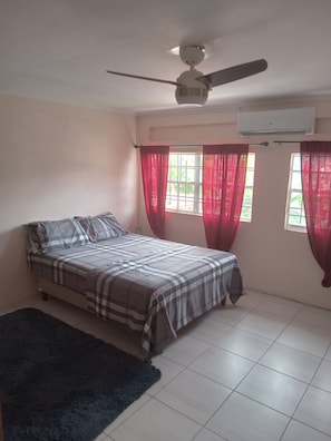 3 bedrooms, WiFi, bed sheets
