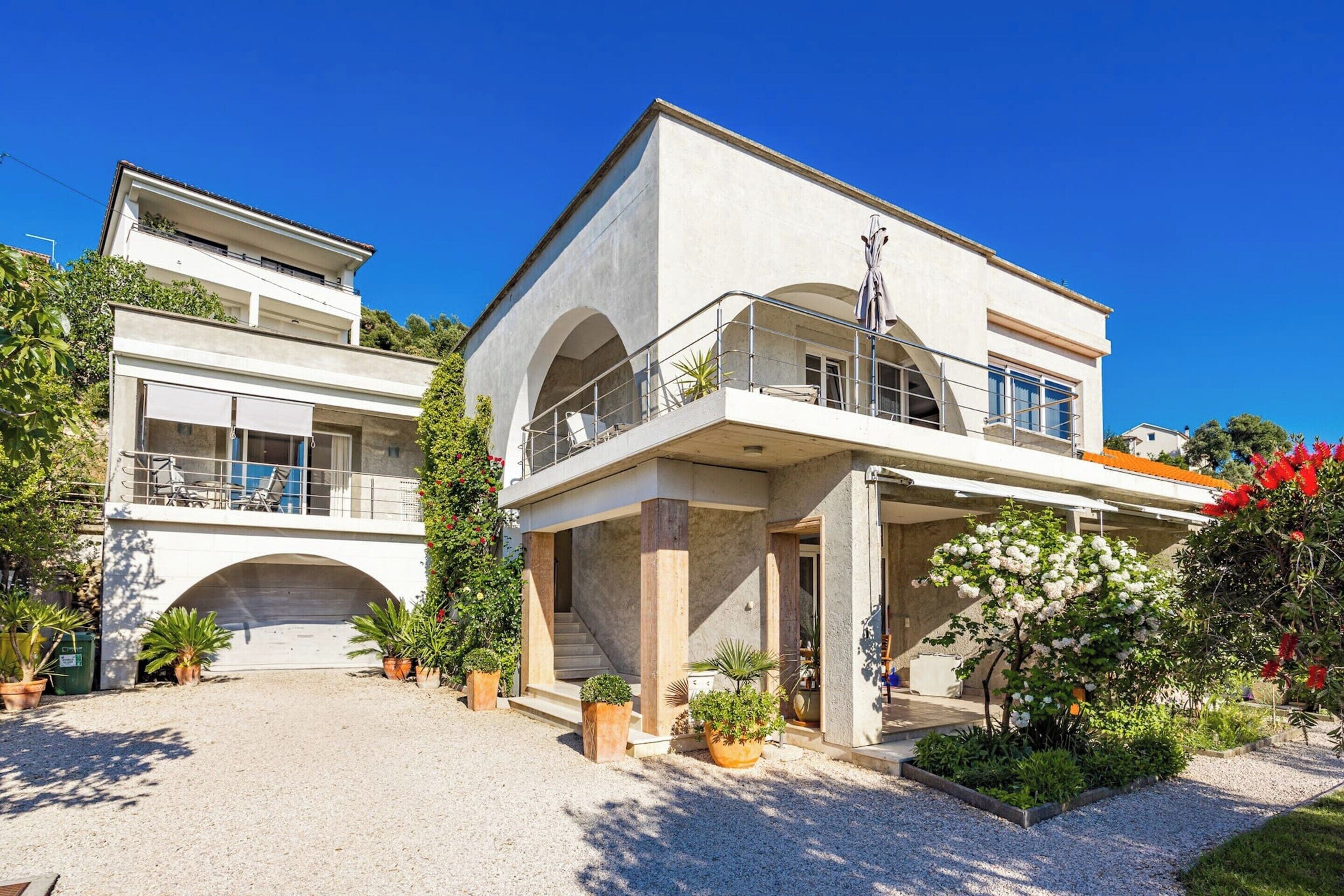 Apartment | Exterior