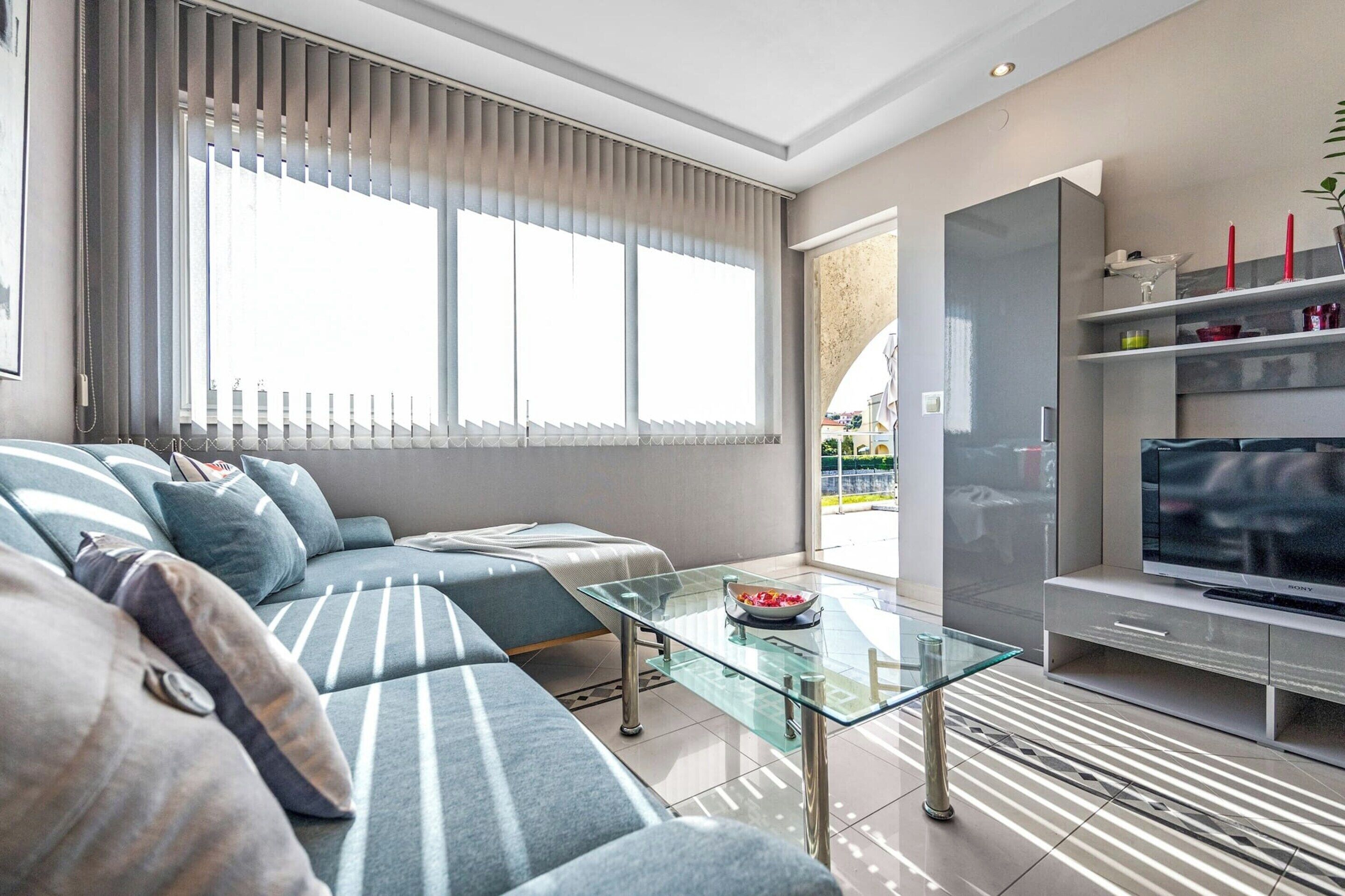 Apartment | Living room