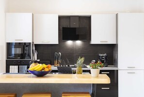 House | Private kitchen | Fridge, highchair