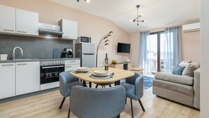 Unclassified image, 4 of 38, button - Apartment in Valbandon Near Beach & Fazana (Fazana)