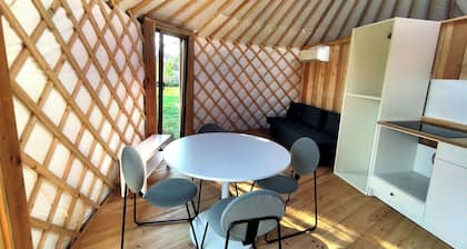 L'olivier is a magnificent yurt just a 10-minute walk from Pairi Daiza.