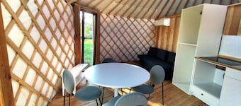 L'olivier is a magnificent yurt just a 10-minute walk from Pairi Daiza.