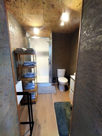 L'olivier is a magnificent yurt just a 10-minute walk from Pairi Daiza.