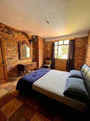 Standard Room, 1 King Bed, Pool View | Free WiFi - Santa Elena El Cerrito Ventanas Parapente Premium (El Cerrito)