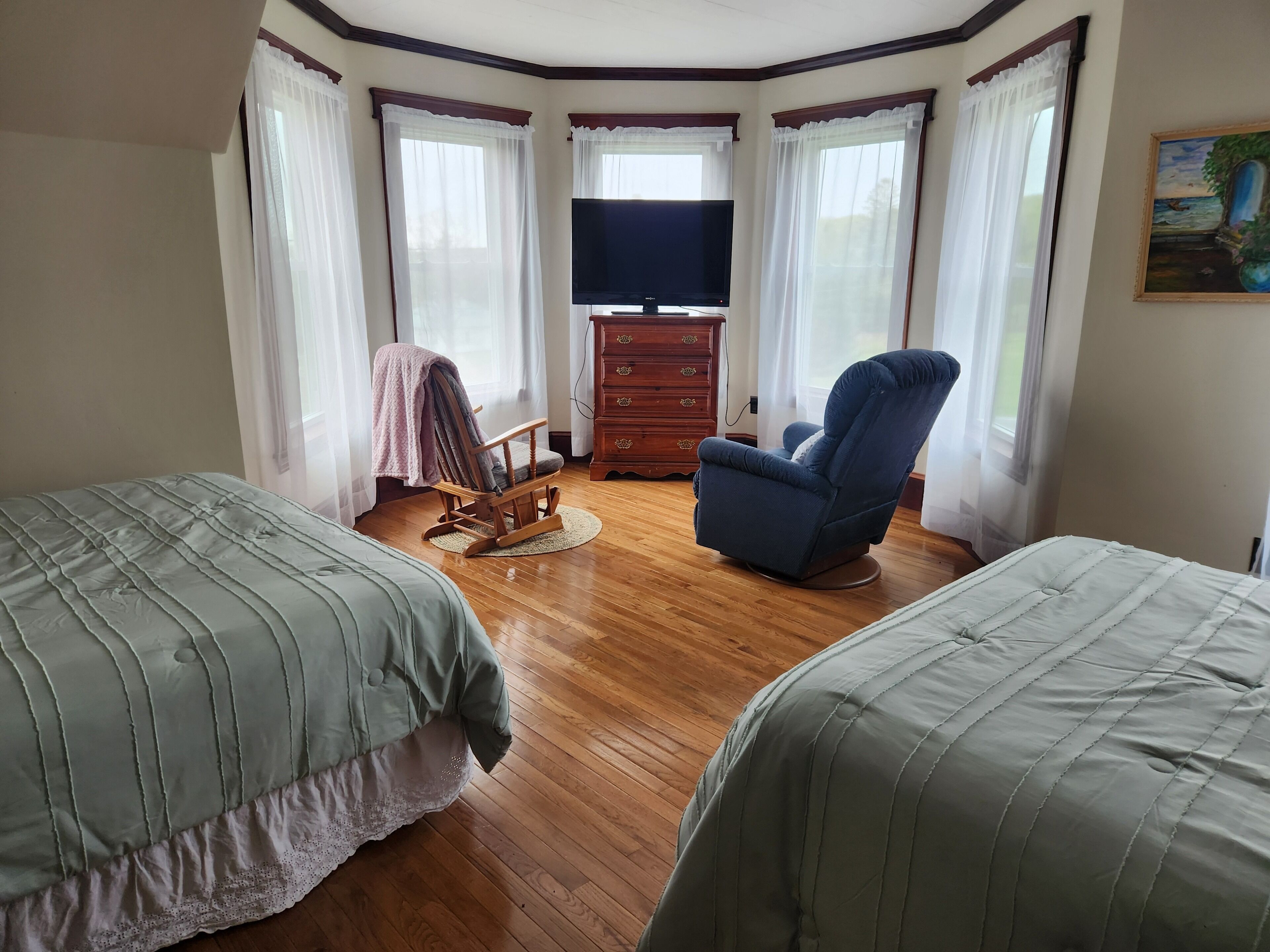 3 bedrooms, free WiFi, bed sheets