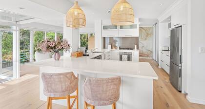 Vivid Retreat – Where the Sea Sings You to Sleep