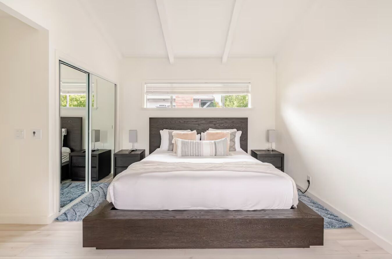 3 chambres, fer et planche à repasser, Wi-Fi gratuit, draps fournis