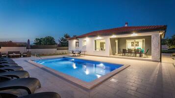 House | Pool | Indoor pool, outdoor pool