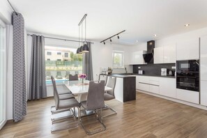 Maison | Cuisine privée | Chaise haute