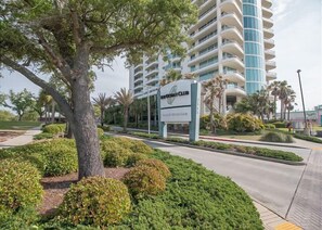 Property grounds - Ocean Club 1206 Premier (Biloxi)