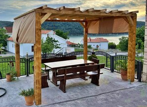 Apartment | Speisen im Freien