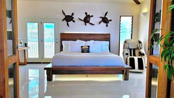 2 bedrooms, desk, iron/ironing board, travel cot