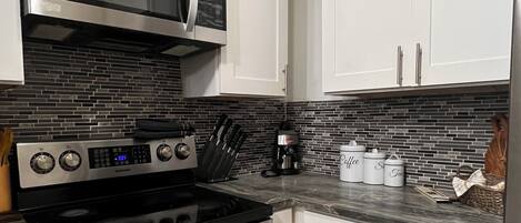 Microwave, oven, stovetop, dishwasher