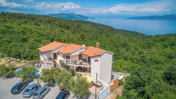 Apartment | Exterior