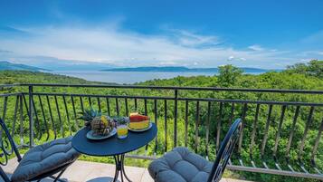 Apartment | Balcony