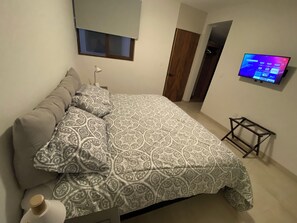 2 bedrooms, iron/ironing board, WiFi, bed sheets