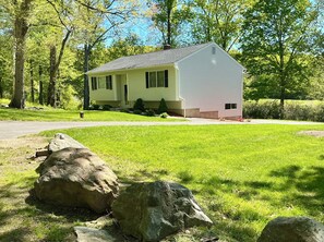 Exterior - Rustic Charm Meets Modern Comfort 3-Bedroom Raised-Ranch Cottage in Wooded Area (Waterbury)