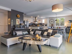 Interior - Castellas by Interhome (Fressac)