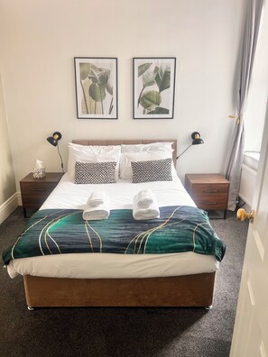 3 Schlafzimmer, Bügeleisen/Bügelbrett, WLAN, Bettwäsche