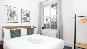 3 bedrooms, WiFi, bed sheets