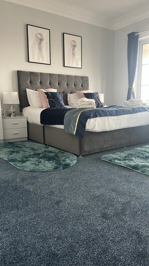 3 bedrooms, free WiFi, bed sheets