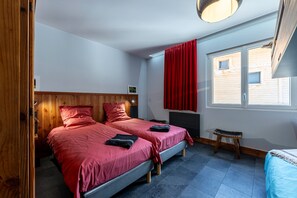 7 makuuhuonetta, ilmainen Wi-Fi, vuodevaatteet