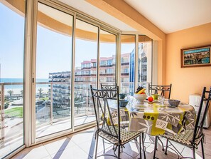 Dining - Les Rives du Soleil by Interhome (Canet-Plage)