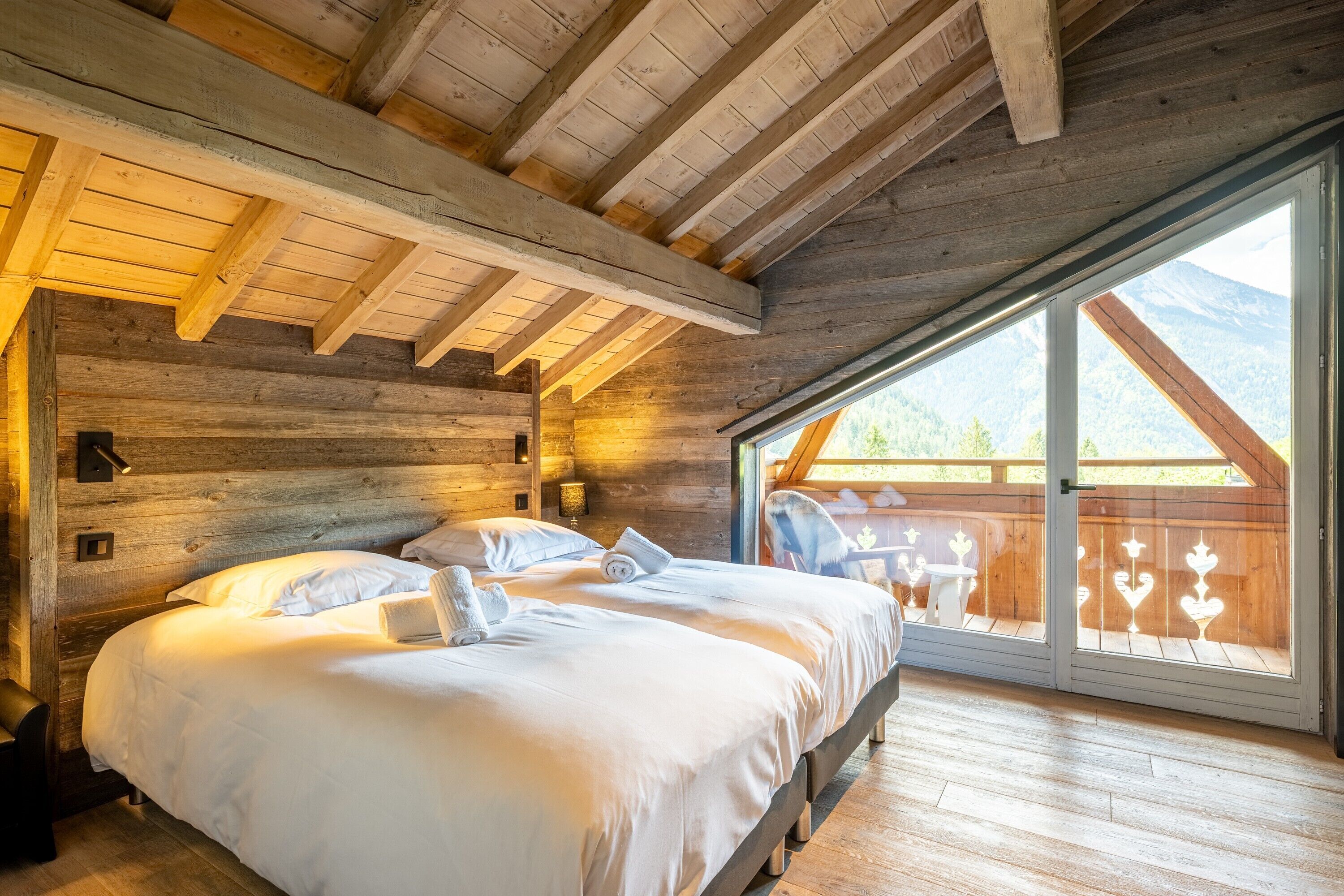 8 slaapkamers, een strijkplank/strijkijzer, gratis wifi