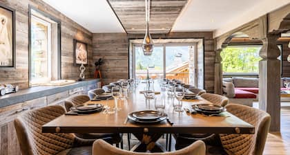 Luxuriöses Chalet mit Sauna, privatem Whirlpool, Pool und Spa zur gemeinsamen Nutzung