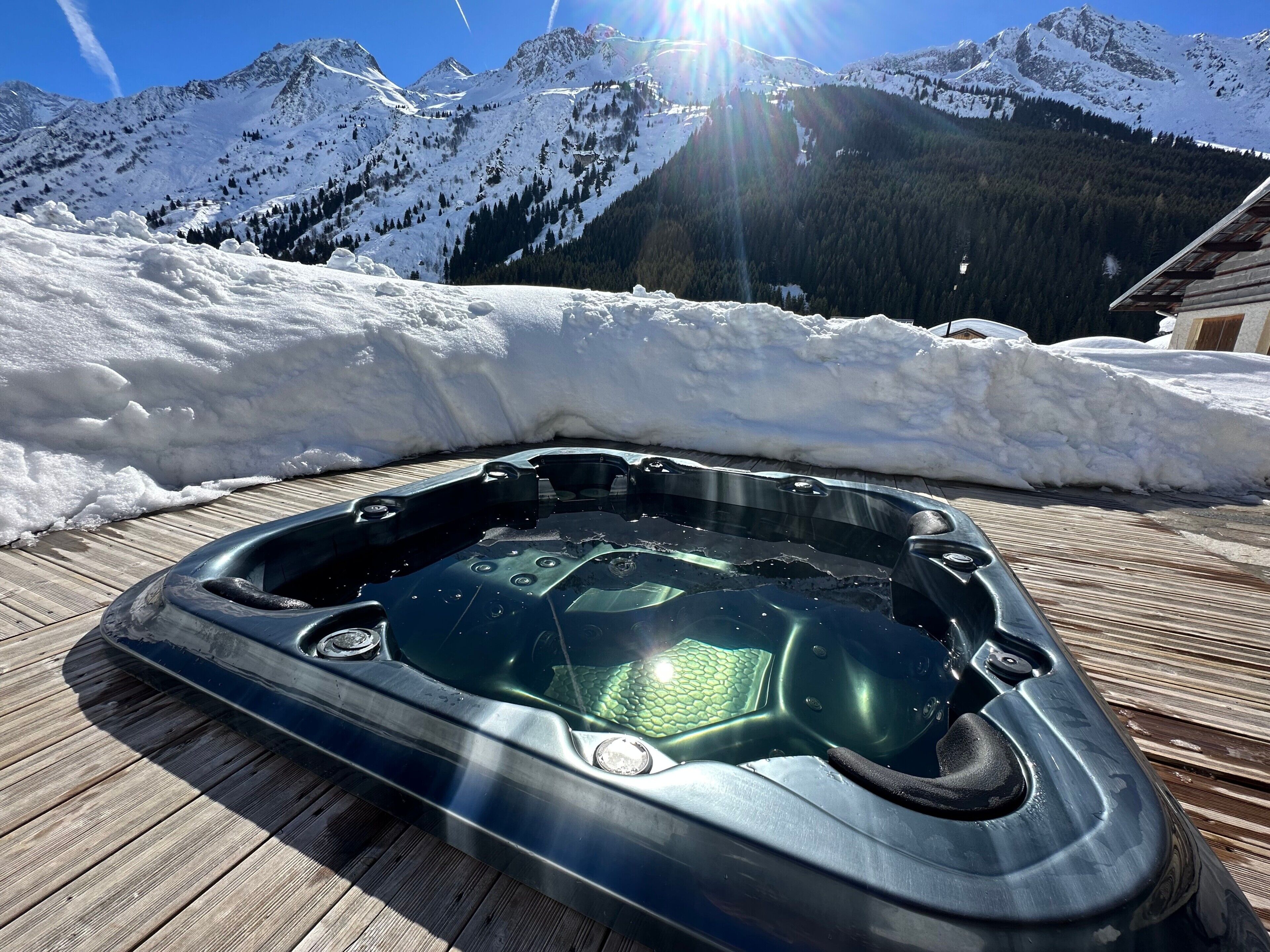 Utendørs boblebad