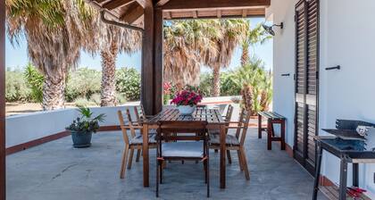 Apartment 'Con Veranda E Cucina' with Mountain View, Wi-Fi and Air Conditioning