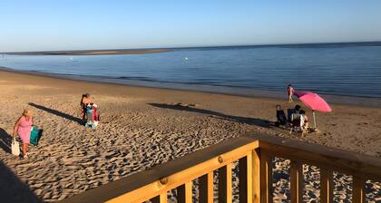 Chalet 'El Paraiso' with Sea View, Private Terrace and Wi-Fi