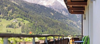 Apartment 'Fichte' with Mountain View, Private Garden and Wi-Fi