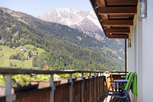 Apartment 'Fichte' with Mountain View, Private Garden and Wi-Fi