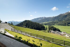 Property grounds - Apartment 'Fichte' with Mountain View, Private Garden and Wi-Fi (Ridanna)