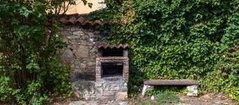 Holiday Home 'De Los Maestros' with Private Garden and Wi-Fi