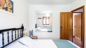 3 bedrooms, free WiFi, bed sheets