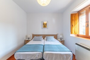 3 makuuhuonetta, ilmainen Wi-Fi, vuodevaatteet