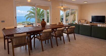 Villa 'La Venta' Grande maison avec vue mer, piscine privée chauffée et climatisation